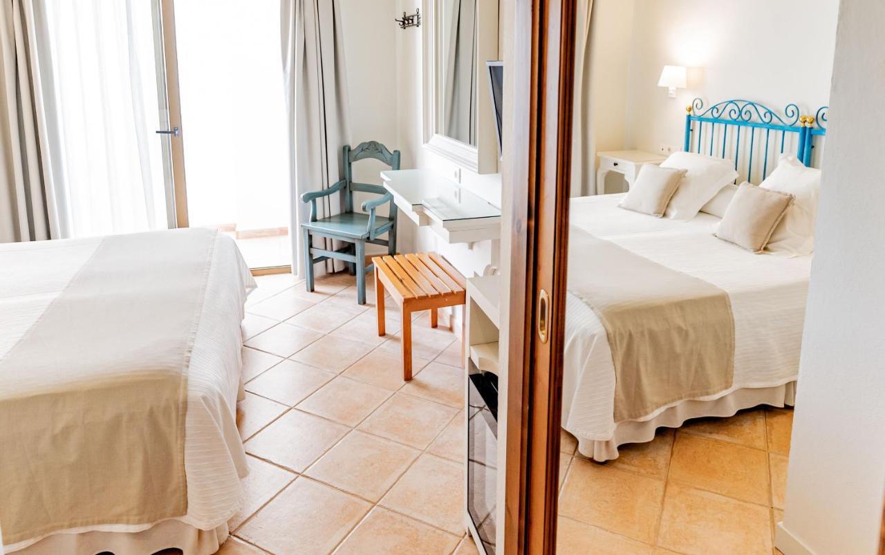Hostal La Savina Dış mekan fotoğraf