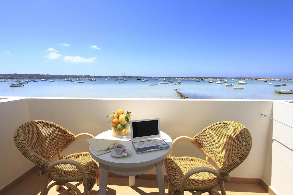 Hostal La Savina Dış mekan fotoğraf